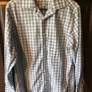 Men’s Van Heusen button up
